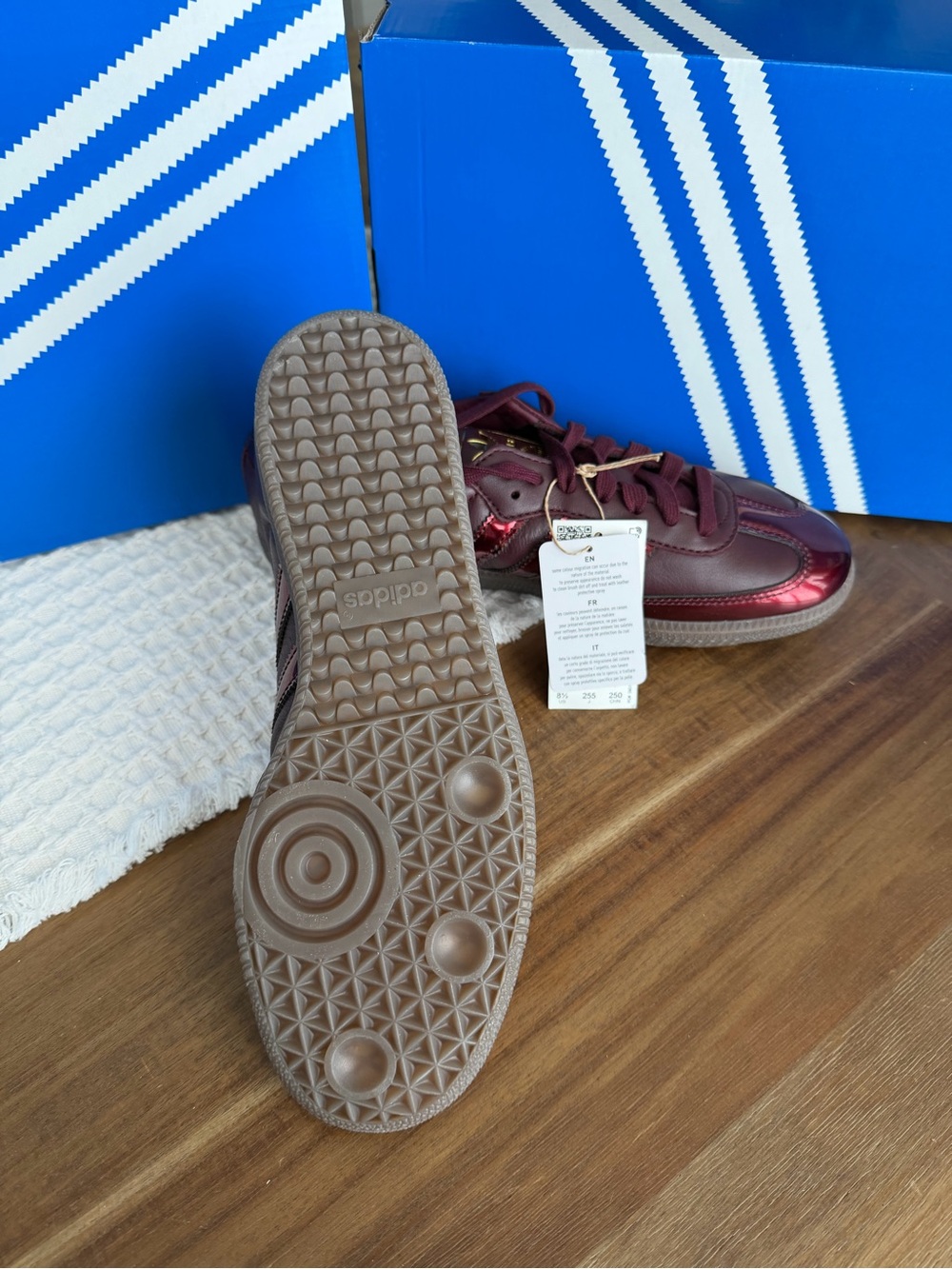 adidas Samba OG Maroon / Metallic / Gold - Picture 10 of 10